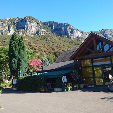 Camping Ecovillage Soleil Du Pibeste Agos-Vidalos Exterior foto