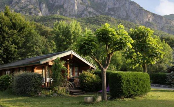 Camping Ecovillage Soleil Du Pibeste Agos-Vidalos Exterior foto